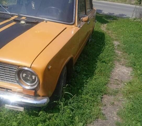 Желтый ВАЗ 2101, объемом двигателя 9 л и пробегом 135 тыс. км за 570 $, фото 1 на Automoto.ua