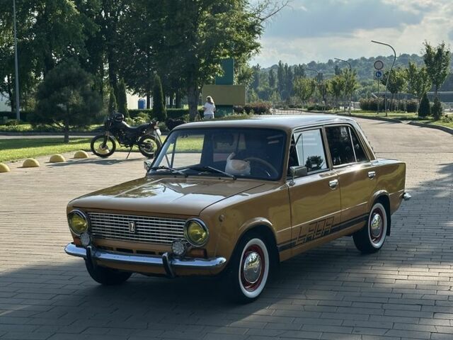 Желтый ВАЗ 2101, объемом двигателя 1.2 л и пробегом 100 тыс. км за 1499 $, фото 1 на Automoto.ua