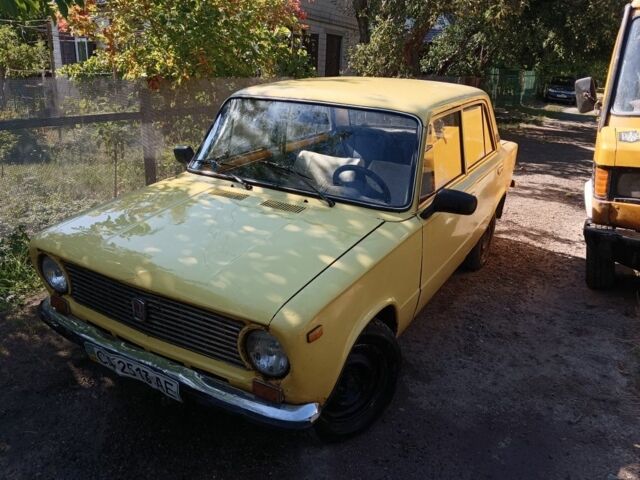 Желтый ВАЗ 2101, объемом двигателя 0 л и пробегом 91 тыс. км за 17599 $, фото 1 на Automoto.ua