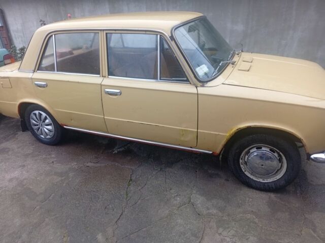 Жовтий ВАЗ 2101, об'ємом двигуна 1 л та пробігом 47 тис. км за 714 $, фото 1 на Automoto.ua