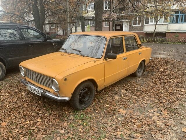 Желтый ВАЗ 2101, объемом двигателя 1.3 л и пробегом 3 тыс. км за 344 $, фото 1 на Automoto.ua