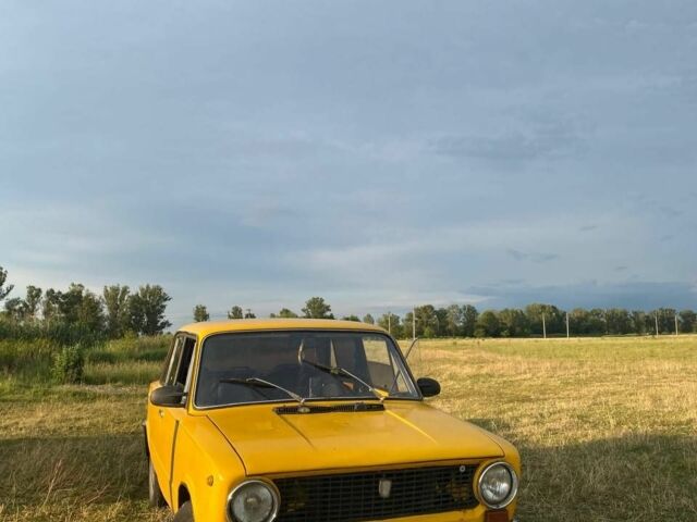 Жовтий ВАЗ 2101, об'ємом двигуна 1.3 л та пробігом 1000 тис. км за 19500 $, фото 1 на Automoto.ua