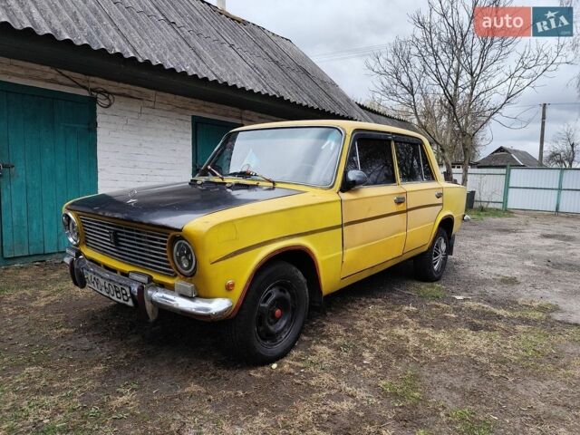Желтый ВАЗ 2101, объемом двигателя 0 л и пробегом 220 тыс. км за 454 $, фото 1 на Automoto.ua