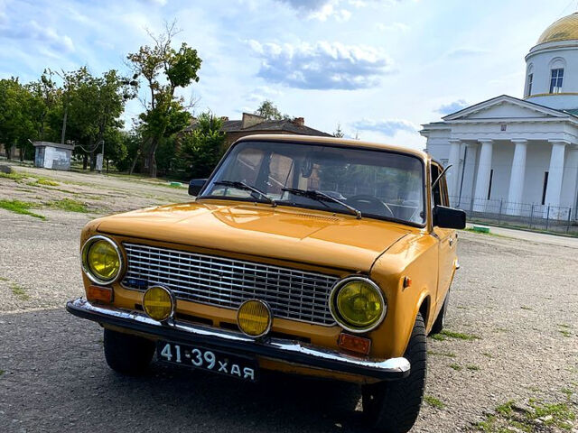 Желтый ВАЗ 2101, объемом двигателя 1.3 л и пробегом 50 тыс. км за 1200 $, фото 1 на Automoto.ua