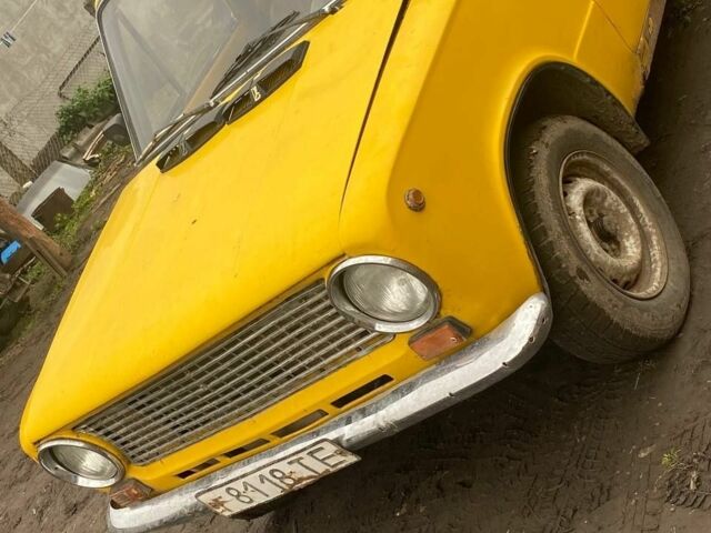 Желтый ВАЗ 2101, объемом двигателя 1.1 л и пробегом 10 тыс. км за 384 $, фото 1 на Automoto.ua