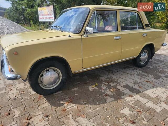 ВАЗ 2101 1979 в Черновцах на Automoto.ua Желтый ВАЗ 2101, объемом двигателя 1.3 л и пробегом 47 тыс. км за 1350 $, фото 1 на Automoto.ua