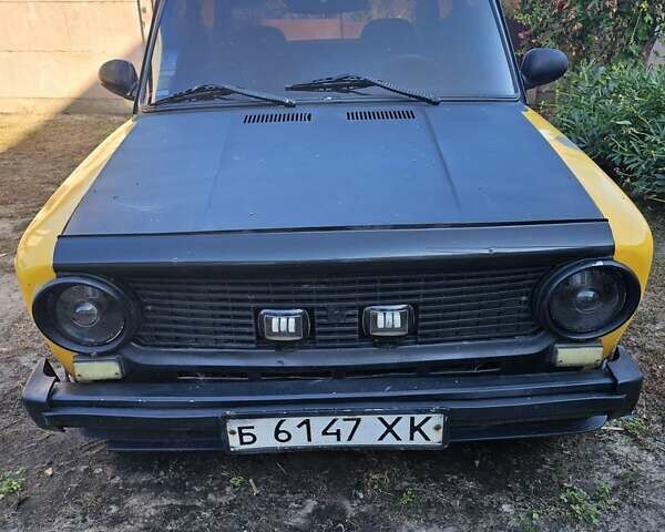 Желтый ВАЗ 2101, объемом двигателя 1.3 л и пробегом 100 тыс. км за 750 $, фото 1 на Automoto.ua