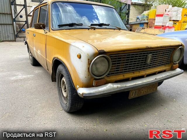 Желтый ВАЗ 2101, объемом двигателя 1.5 л и пробегом 0 тыс. км за 300 $, фото 1 на Automoto.ua