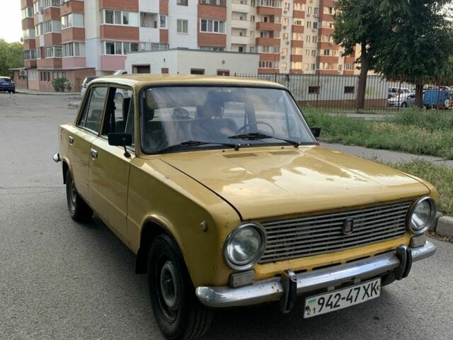 Жовтий ВАЗ 2101, об'ємом двигуна 1.3 л та пробігом 130 тис. км за 373 $, фото 1 на Automoto.ua