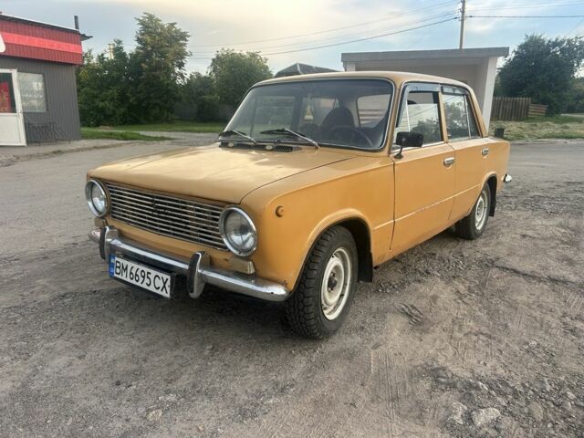 Желтый ВАЗ 2101, объемом двигателя 1.2 л и пробегом 100 тыс. км за 561 $, фото 1 на Automoto.ua