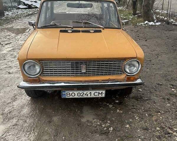 Желтый ВАЗ 2101, объемом двигателя 1.29 л и пробегом 70 тыс. км за 1100 $, фото 1 на Automoto.ua