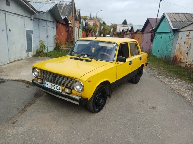 Желтый ВАЗ 2101, объемом двигателя 1.3 л и пробегом 300 тыс. км за 550 $, фото 1 на Automoto.ua