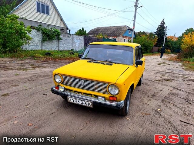 Желтый ВАЗ 2101, объемом двигателя 1.5 л и пробегом 200 тыс. км за 480 $, фото 1 на Automoto.ua