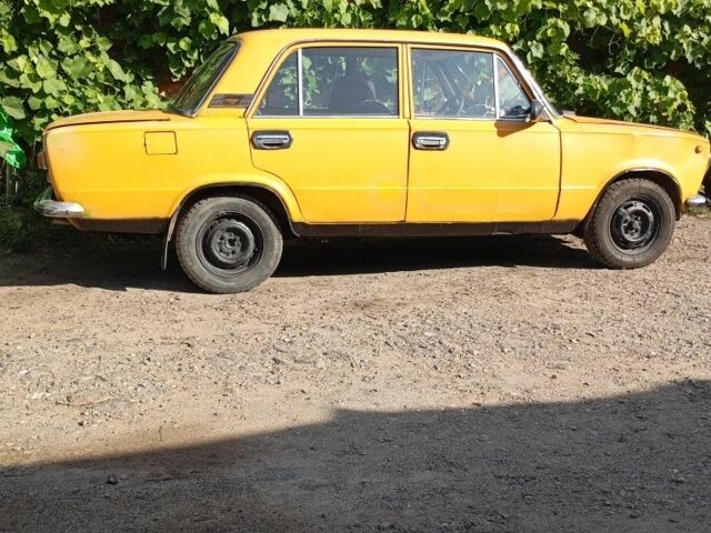 Желтый ВАЗ 2101, объемом двигателя 1.3 л и пробегом 57 тыс. км за 480 $, фото 1 на Automoto.ua