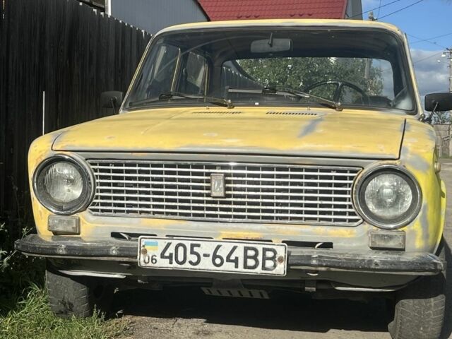 Желтый ВАЗ 2101, объемом двигателя 1 л и пробегом 65 тыс. км за 412 $, фото 1 на Automoto.ua
