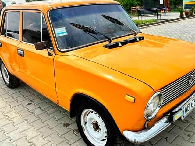 Желтый ВАЗ 2101, объемом двигателя 1.2 л и пробегом 0 тыс. км за 360 $, фото 1 на Automoto.ua
