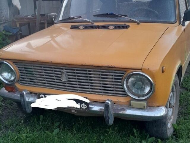 Желтый ВАЗ 2101, объемом двигателя 0 л и пробегом 50 тыс. км за 571 $, фото 1 на Automoto.ua
