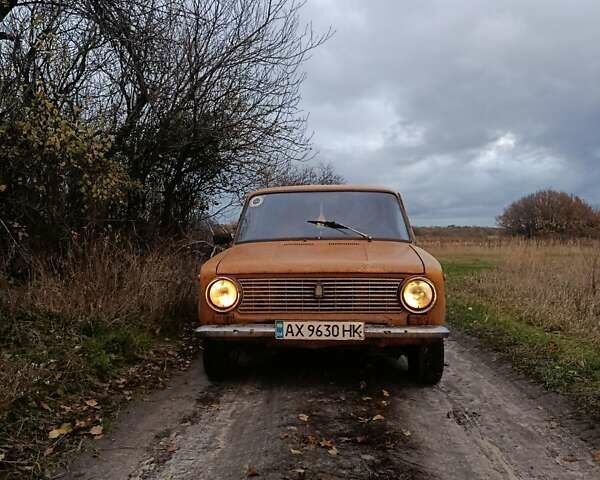 Желтый ВАЗ 2101, объемом двигателя 1.2 л и пробегом 74 тыс. км за 350 $, фото 1 на Automoto.ua