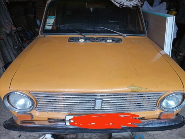 Желтый ВАЗ 2101, объемом двигателя 0 л и пробегом 100 тыс. км за 508 $, фото 1 на Automoto.ua