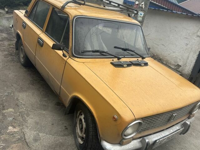 Желтый ВАЗ 2101, объемом двигателя 1.2 л и пробегом 100 тыс. км за 550 $, фото 1 на Automoto.ua
