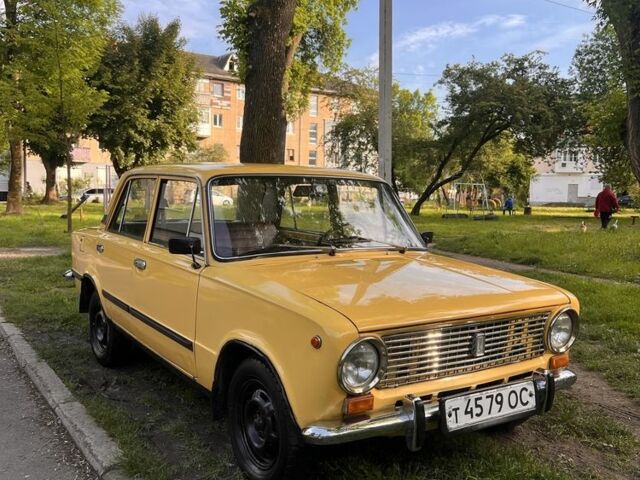 Желтый ВАЗ 2101, объемом двигателя 1.2 л и пробегом 28 тыс. км за 400 $, фото 1 на Automoto.ua