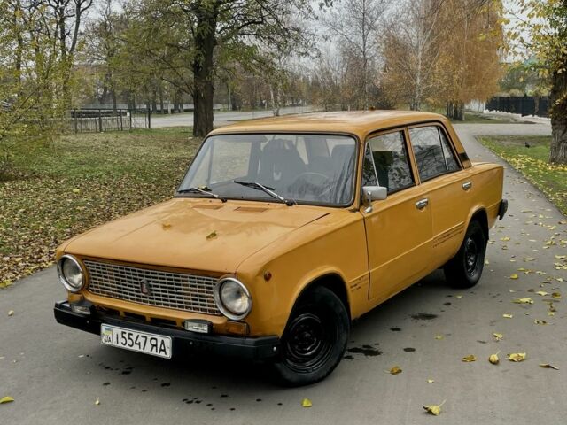 Желтый ВАЗ 2101, объемом двигателя 1.6 л и пробегом 100 тыс. км за 441 $, фото 1 на Automoto.ua