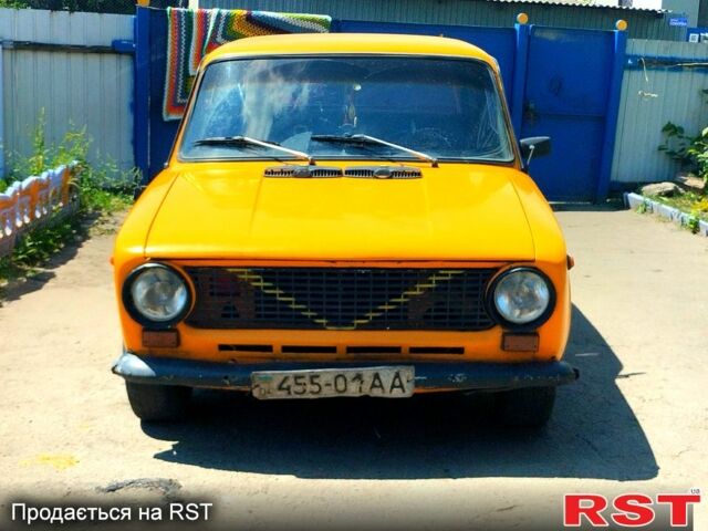 Желтый ВАЗ 2101, объемом двигателя 1.5 л и пробегом 165 тыс. км за 500 $, фото 1 на Automoto.ua