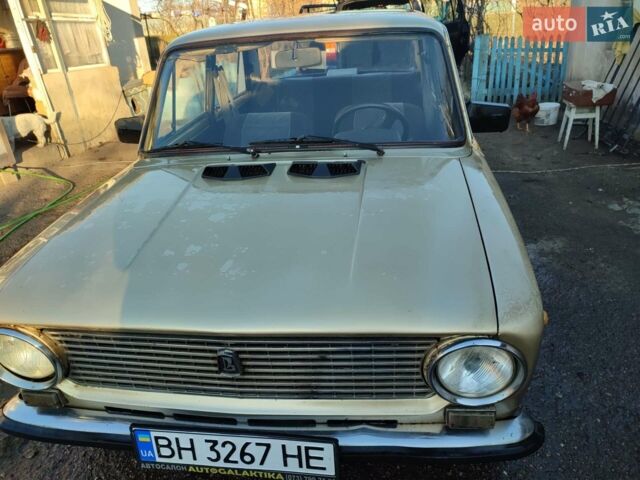 Желтый ВАЗ 2101, объемом двигателя 2 л и пробегом 220 тыс. км за 900 $, фото 1 на Automoto.ua