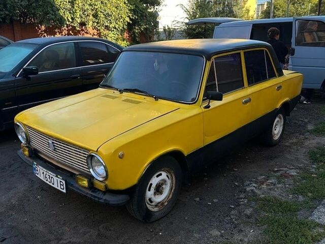 Желтый ВАЗ 2101, объемом двигателя 1.2 л и пробегом 45 тыс. км за 560 $, фото 1 на Automoto.ua