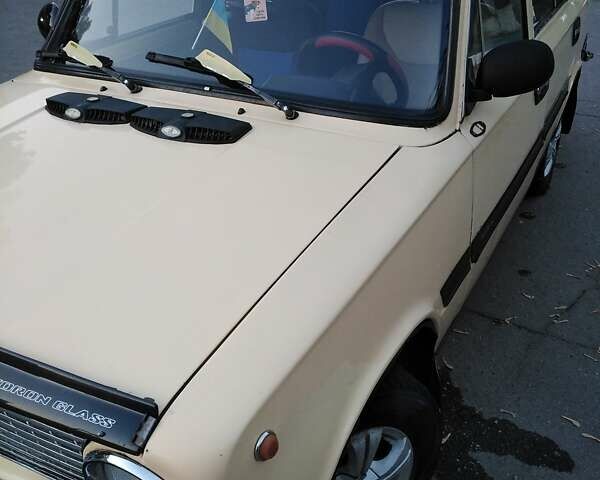 Желтый ВАЗ 2101, объемом двигателя 0 л и пробегом 75 тыс. км за 999 $, фото 1 на Automoto.ua