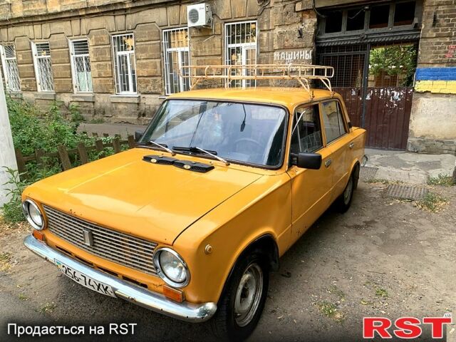 Желтый ВАЗ 2101, объемом двигателя 1.3 л и пробегом 170 тыс. км за 550 $, фото 1 на Automoto.ua