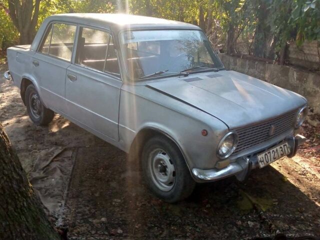 Сірий ВАЗ 2101, об'ємом двигуна 0 л та пробігом 300 тис. км за 700 $, фото 1 на Automoto.ua