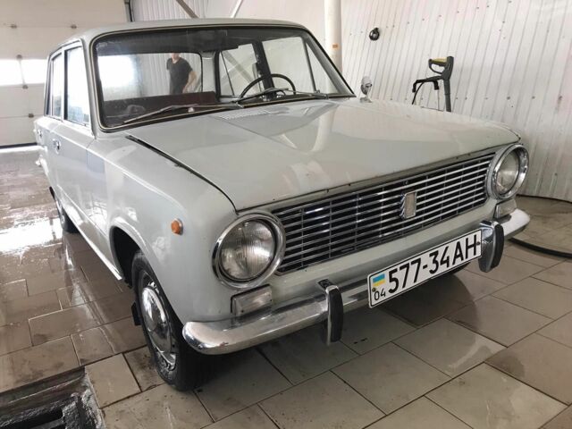 Серый ВАЗ 2101, объемом двигателя 1.2 л и пробегом 43 тыс. км за 1400 $, фото 1 на Automoto.ua