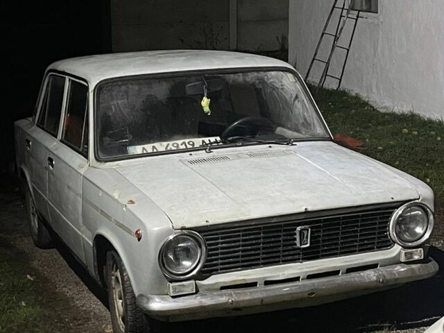 Серый ВАЗ 2101, объемом двигателя 1.5 л и пробегом 80 тыс. км за 400 $, фото 1 на Automoto.ua