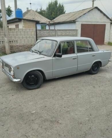 Серый ВАЗ 2101, объемом двигателя 1.2 л и пробегом 250 тыс. км за 480 $, фото 1 на Automoto.ua