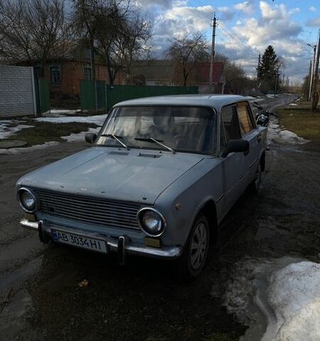 Серый ВАЗ 2101, объемом двигателя 1.2 л и пробегом 220 тыс. км за 500 $, фото 1 на Automoto.ua