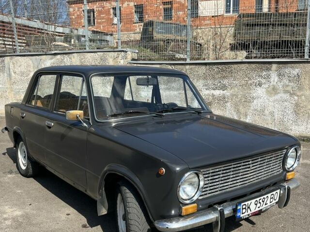 Серый ВАЗ 2101, объемом двигателя 1.2 л и пробегом 74 тыс. км за 850 $, фото 1 на Automoto.ua