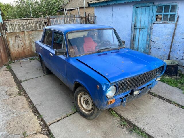 Синий ВАЗ 2101, объемом двигателя 1.2 л и пробегом 1000 тыс. км за 5800 $, фото 1 на Automoto.ua