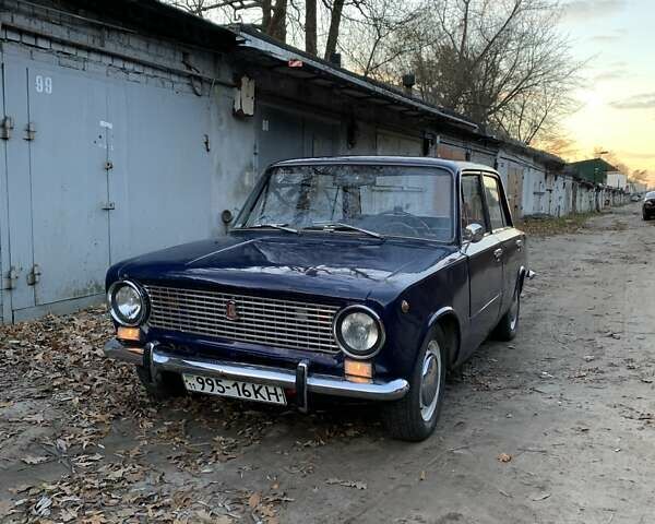 Синий ВАЗ 2101, объемом двигателя 1.2 л и пробегом 888 тыс. км за 800 $, фото 1 на Automoto.ua