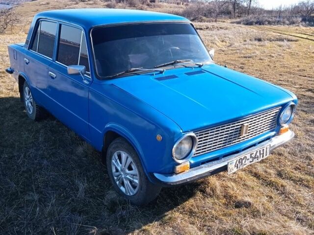 Синий ВАЗ 2101, объемом двигателя 1.2 л и пробегом 925 тыс. км за 800 $, фото 1 на Automoto.ua