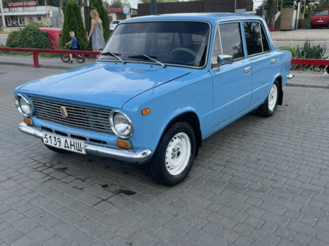 Синий ВАЗ 2101, объемом двигателя 1.1 л и пробегом 100 тыс. км за 892 $, фото 1 на Automoto.ua