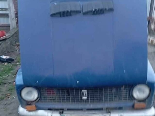 Синий ВАЗ 2101, объемом двигателя 1.3 л и пробегом 500 тыс. км за 300 $, фото 1 на Automoto.ua