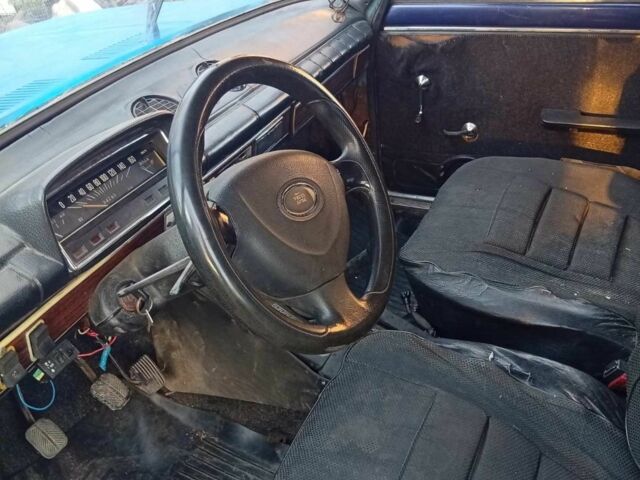 Синій ВАЗ 2101, об'ємом двигуна 1.3 л та пробігом 300 тис. км за 450 $, фото 1 на Automoto.ua