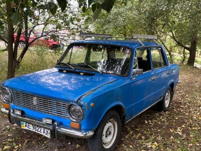Синий ВАЗ 2101, объемом двигателя 1.3 л и пробегом 888 тыс. км за 304 $, фото 1 на Automoto.ua