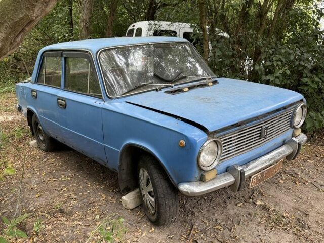 Синий ВАЗ 2101, объемом двигателя 1.1 л и пробегом 200 тыс. км за 200 $, фото 1 на Automoto.ua