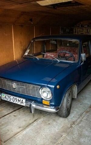 Синий ВАЗ 2101, объемом двигателя 1.2 л и пробегом 100 тыс. км за 500 $, фото 1 на Automoto.ua