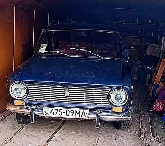 Синий ВАЗ 2101, объемом двигателя 1.2 л и пробегом 0 тыс. км за 400 $, фото 1 на Automoto.ua