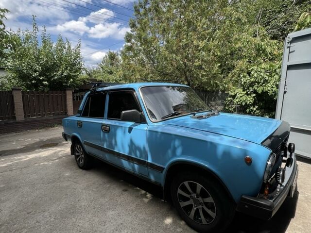 Синий ВАЗ 2101, объемом двигателя 1.6 л и пробегом 200 тыс. км за 1000 $, фото 1 на Automoto.ua