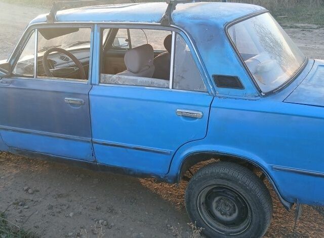 Синий ВАЗ 2101, объемом двигателя 1.3 л и пробегом 33 тыс. км за 302 $, фото 1 на Automoto.ua