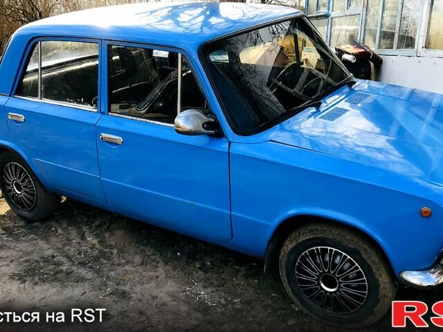 Синий ВАЗ 2101, объемом двигателя 1.3 л и пробегом 0 тыс. км за 600 $, фото 1 на Automoto.ua